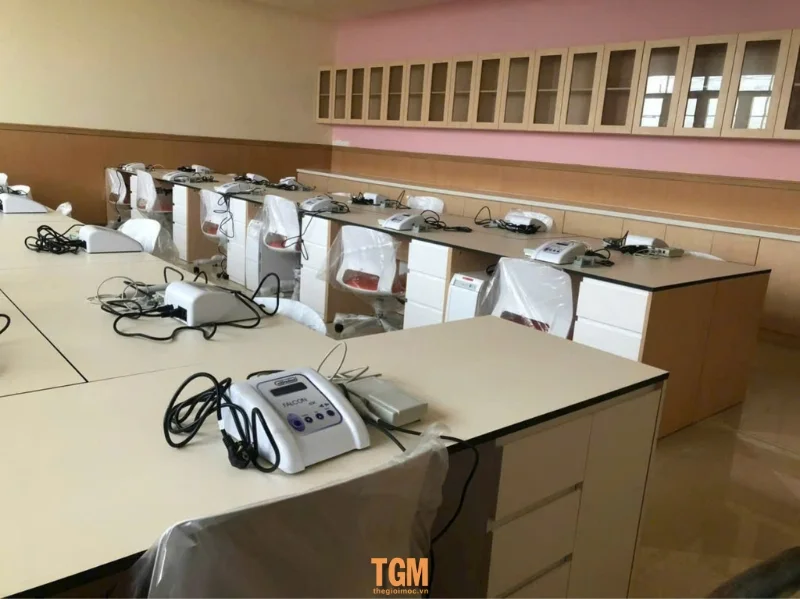 Thi công lắp đặt nội thất trường Đại Học Nam Cần Thơ