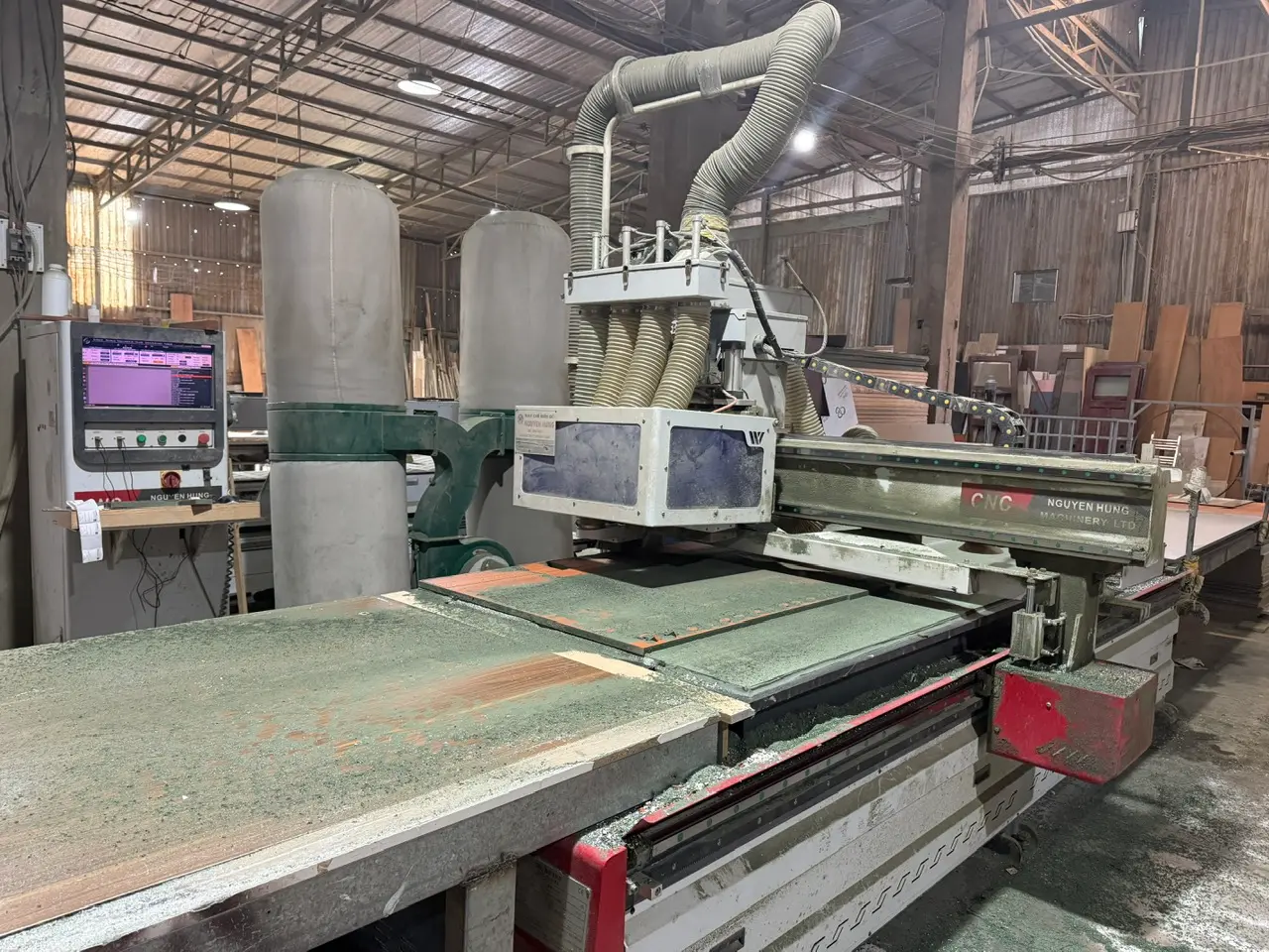 May cnc hien dai